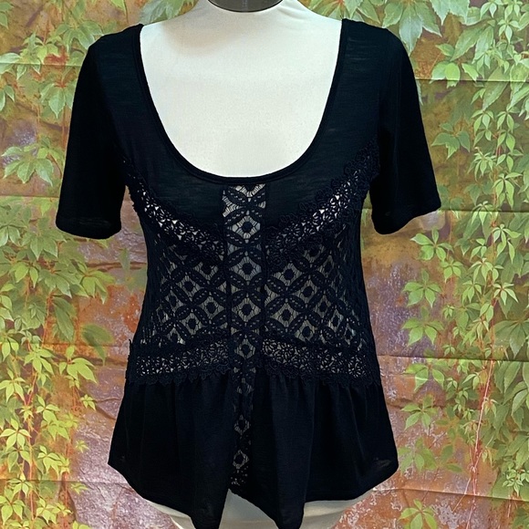 Daytrip Tops - Daytrip Ruffle and Lace Scoop Neck Top